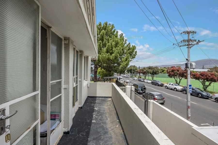 3 Bedroom Property for Sale in Plumstead Western Cape